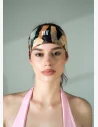 KFIT čelenka je vyrobená z priedušného a ľahkého materiálu, ktorý rýchlo schne a odvádza pot.