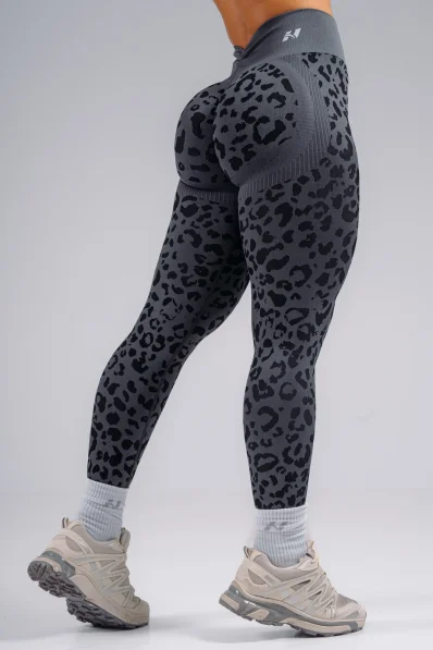 NEBBIA Kompresné push-up legíny s leopardím vzorom PRIMAL čierne
