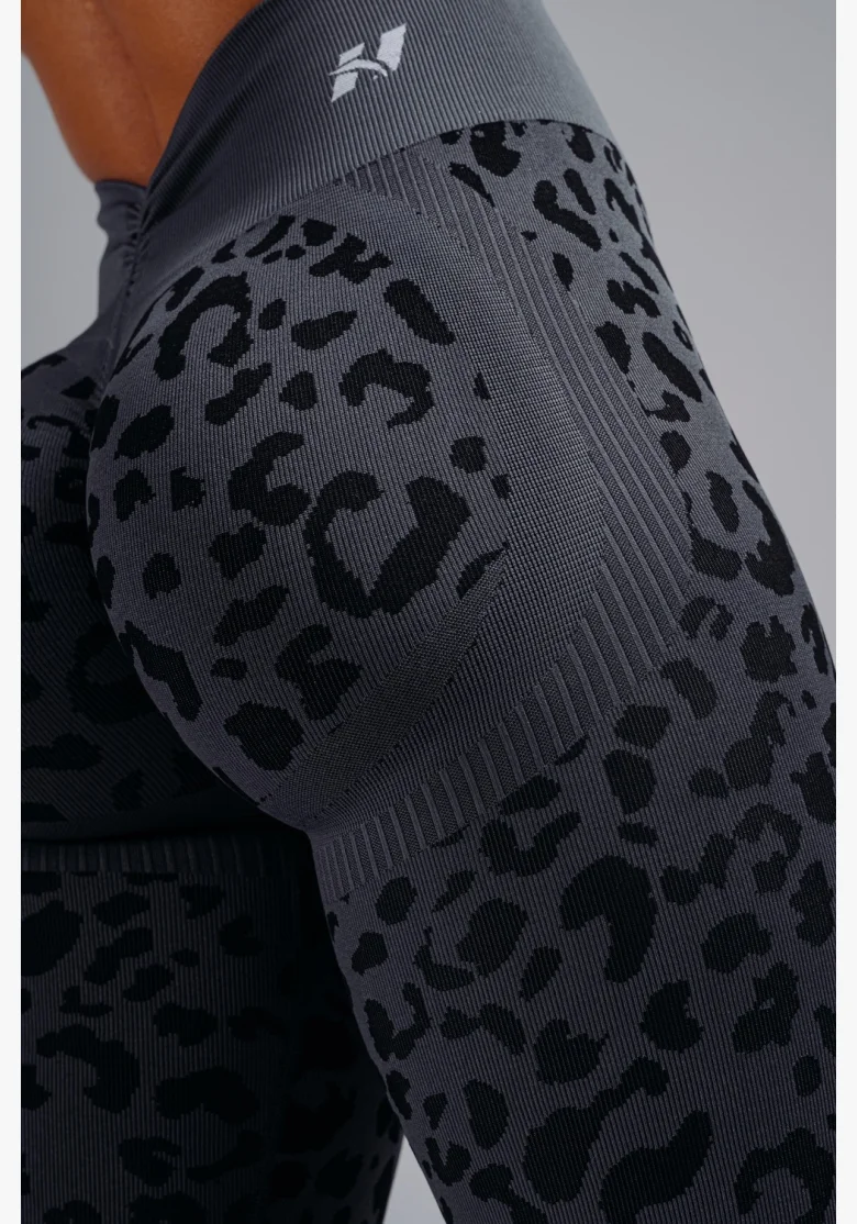 NEBBIA Kompresné push-up legíny s leopardím vzorom PRIMAL čierne