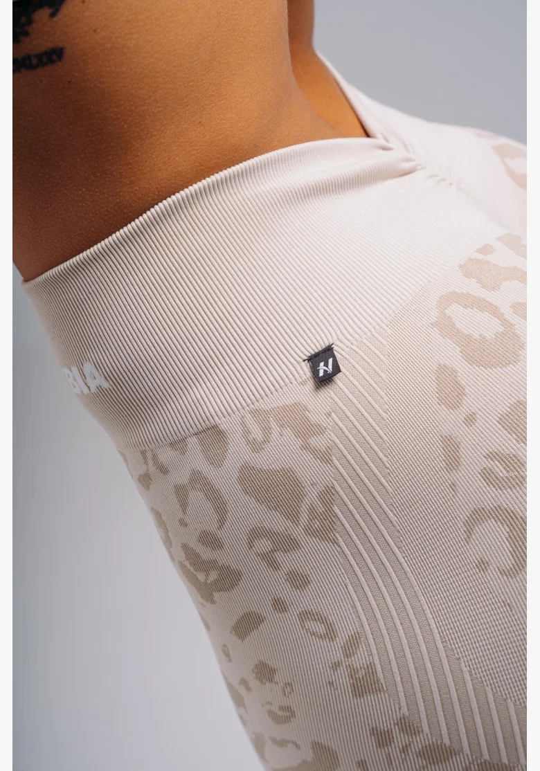 NEBBIA Kompresné push-up legíny s leopardím vzorom PRIMAL krémové