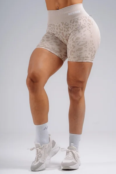 NEBBIA Kompresné push-up šortky s leopardím vzorom PRIMAL krémové 2