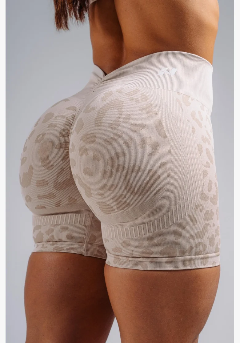 NEBBIA Kompresné push-up šortky s leopardím vzorom PRIMAL krémové