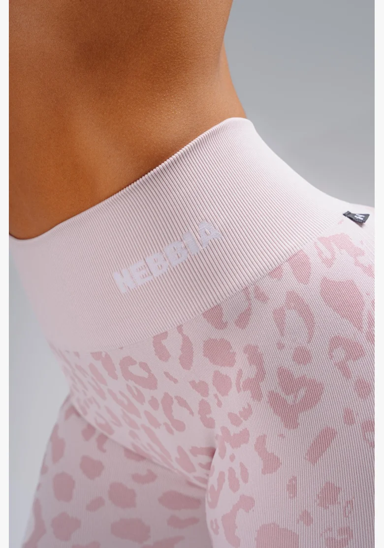 NEBBIA Kompresné push-up šortky s leopardím vzorom PRIMAL ružové