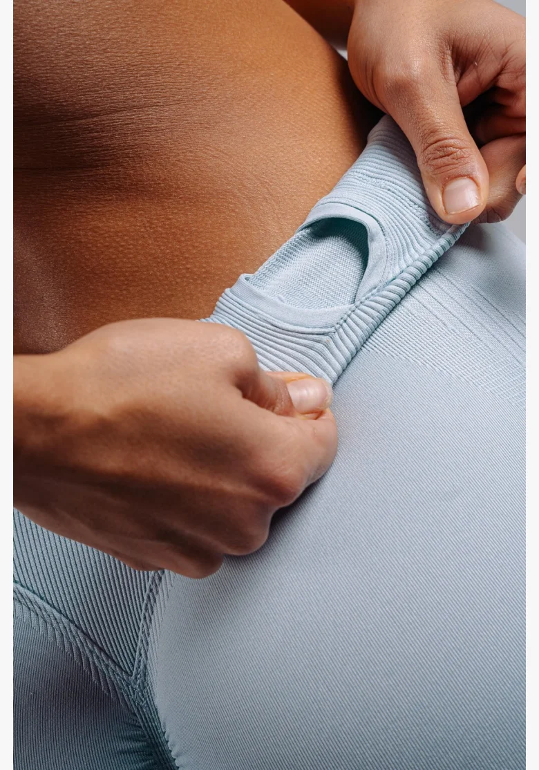 NEBBIA Extra push-up šortky PRIMAL modré