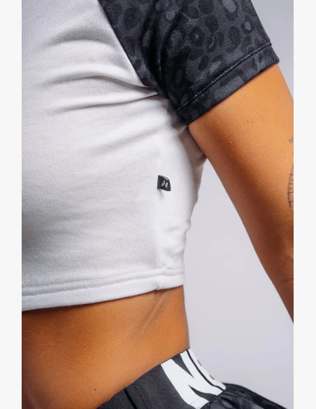 NEBBIA Crop top s leopardím vzorom '97 PRIMAL čierny