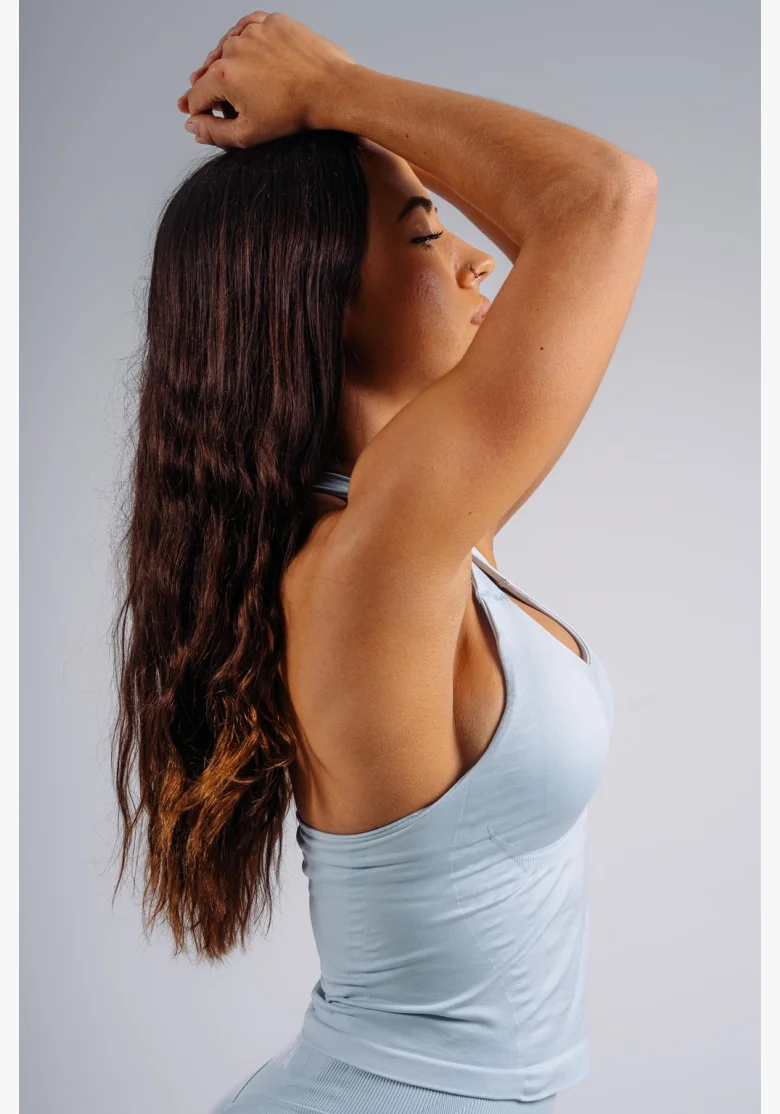 NEBBIA Halter top s vstavanou podprsenkou PRIMAL modrý