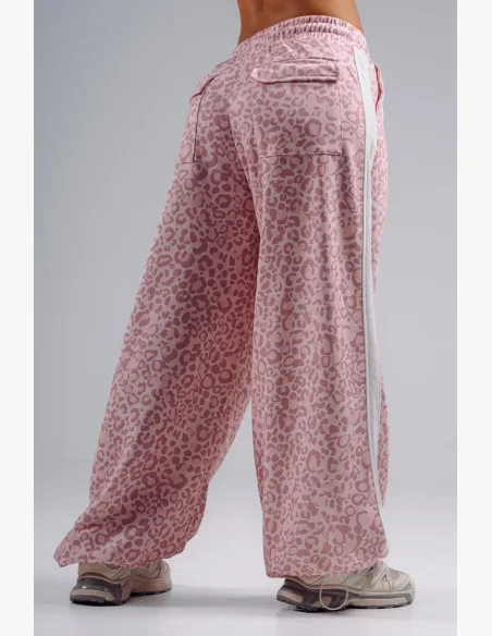 NEBBIA Baggy tepláky s leopardím vzorom PRIMAL ružové