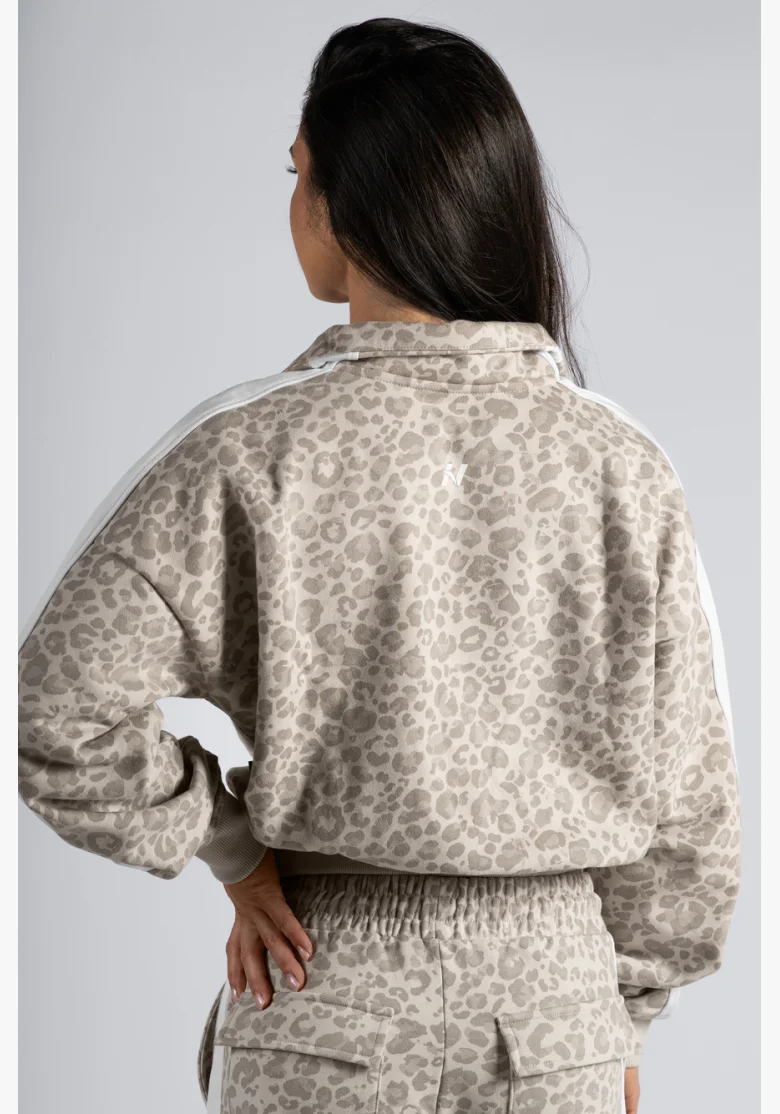 NEBBIA Polovičný zips mikina s leopardím vzorom PRIMAL krémová
