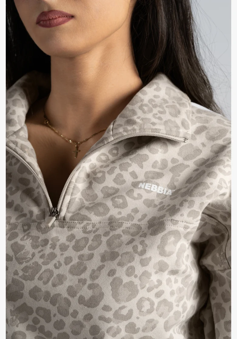 NEBBIA Polovičný zips mikina s leopardím vzorom PRIMAL krémová