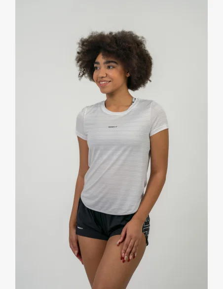 NEBBIA FIT Activewear tričko “Airy” s reflexným logom biela
