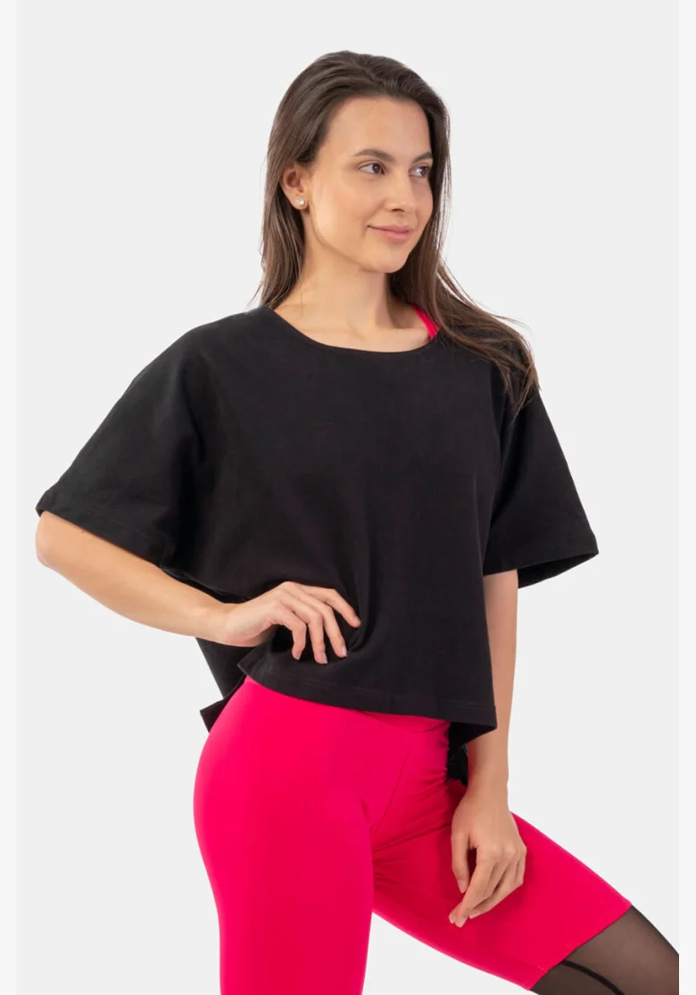 NEBBIA Voľné crop tričko „The Minimalist“ z organickej bavlny čierna