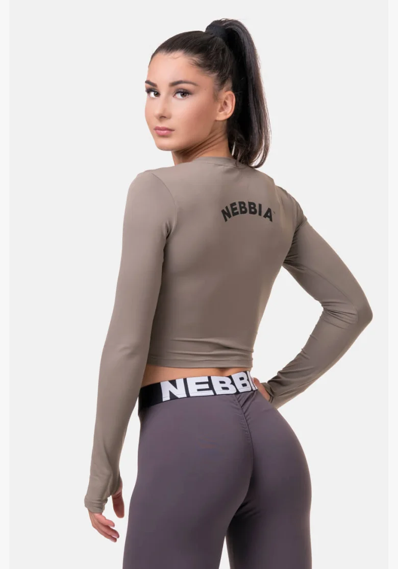 NEBBIA Sporty HERO crop top s dlhým rukávom mocha