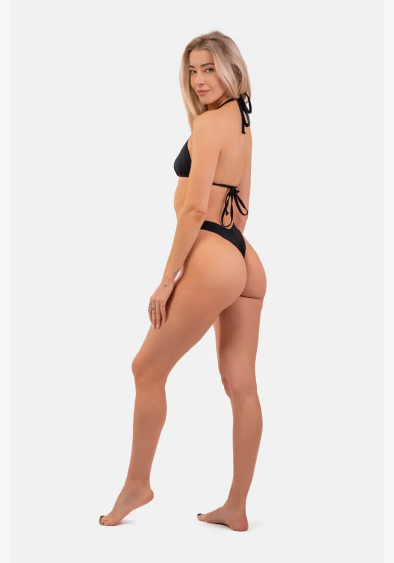 NEBBIA Trojuholníkové bikiny Classic (horný diel) čierna