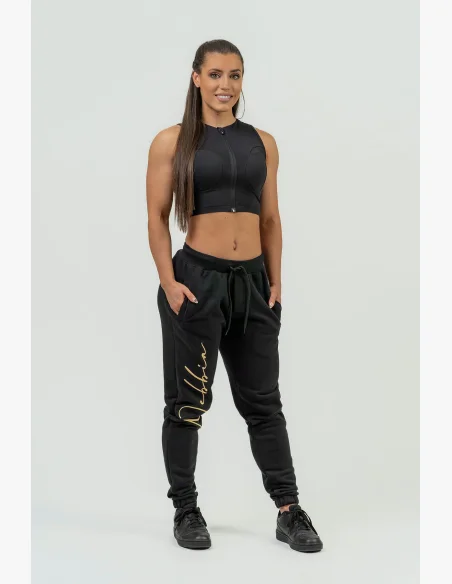 NEBBIA Dámsky crop top s vysokou podporou INTENSE Mesh čierny
