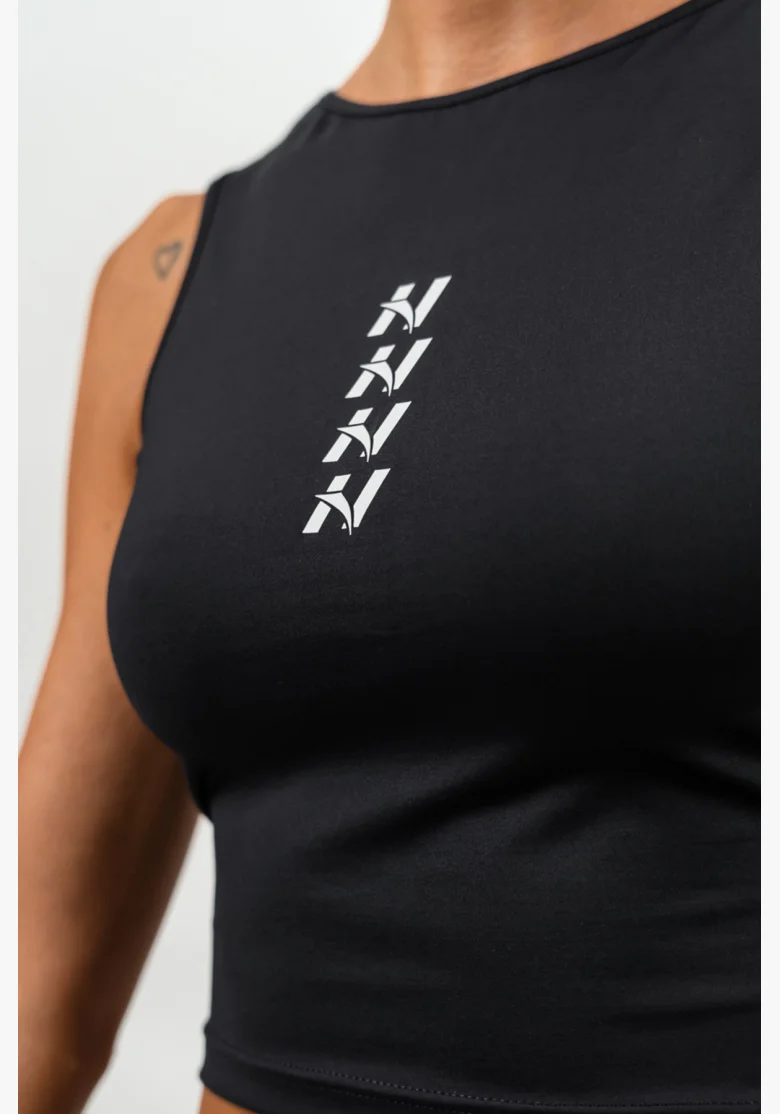 NEBBIA Crop top tričko CONFIDENCE čierna