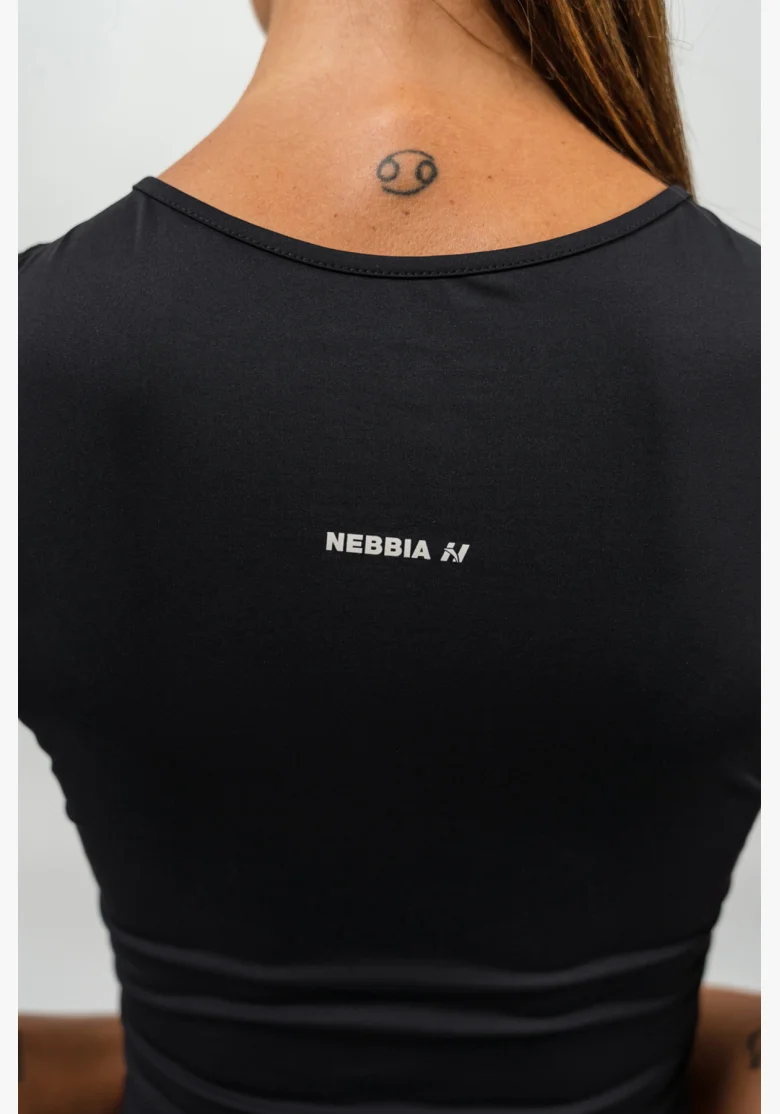 NEBBIA Crop top tričko CONFIDENCE čierna
