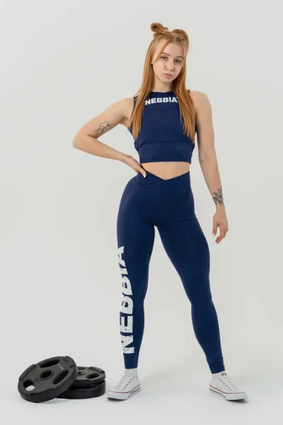 NEBBIA Crop top tričko CONFIDENCE čierna 2