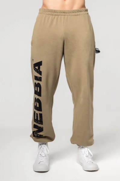 NEBBIA • NEBBIA Voľné baggy tepláky s vreckami GYM BRO zelené • Nebshop.sk