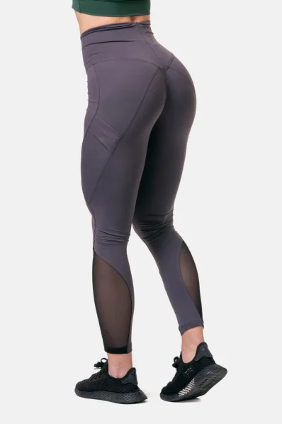 NEBBIA Sporty HERO crop top s dlhým rukávom mocha 2
