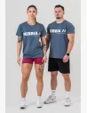 Táto bavlnená tričko je must-have kúsok pre každého, kto berie tréning vážne – nech si začiatočník alebo profesionál.