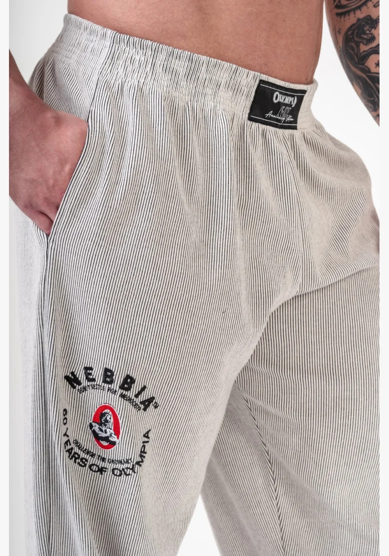 NEBBIA Oversized tepláky SIGNATURE čierne