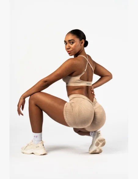 NEBBIA Bezšvové push-up šortky s vysokým pásom TOTALLY SEAMLESS krémové