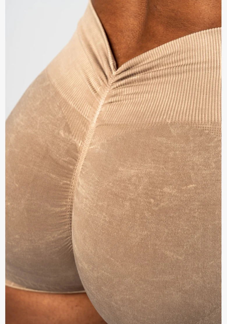 NEBBIA Bezšvové push-up šortky s vysokým pásom TOTALLY SEAMLESS krémové