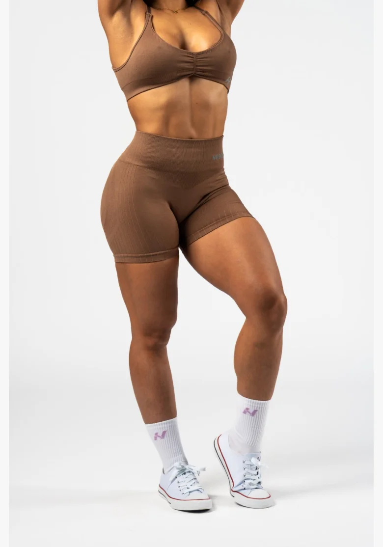 NEBBIA Bezšvové push-up šortky s vysokým pásom TOTALLY SEAMLESS hnedé