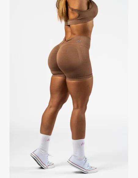 NEBBIA Bezšvové push-up šortky s vysokým pásom TOTALLY SEAMLESS hnedé