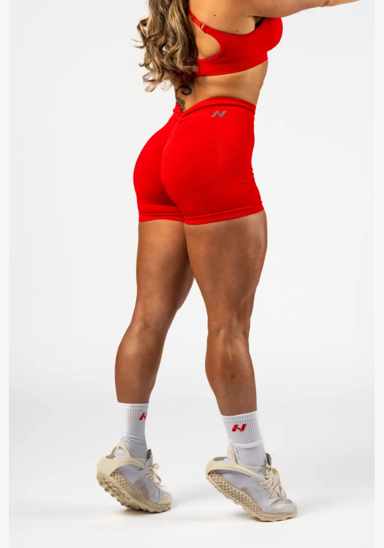 NEBBIA Bezšvírové push-up šortky s vysokým pásom TOTALLY SEAMLESS červené