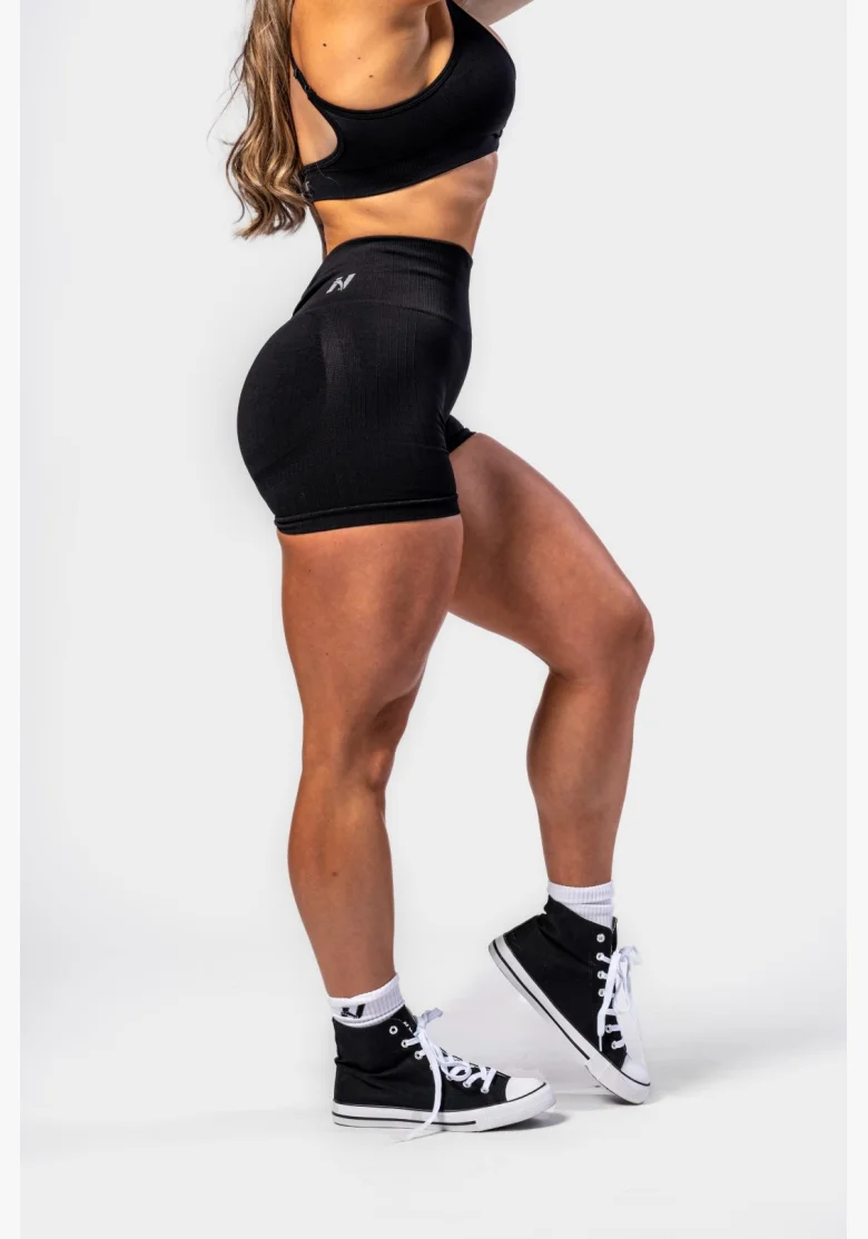 NEBBIA Bezšvové push-up šortky s vysokým pásom TOTALLY SEAMLESS čierne
