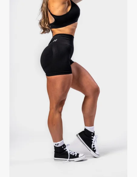 NEBBIA Bezšvové push-up šortky s vysokým pásom TOTALLY SEAMLESS čierne