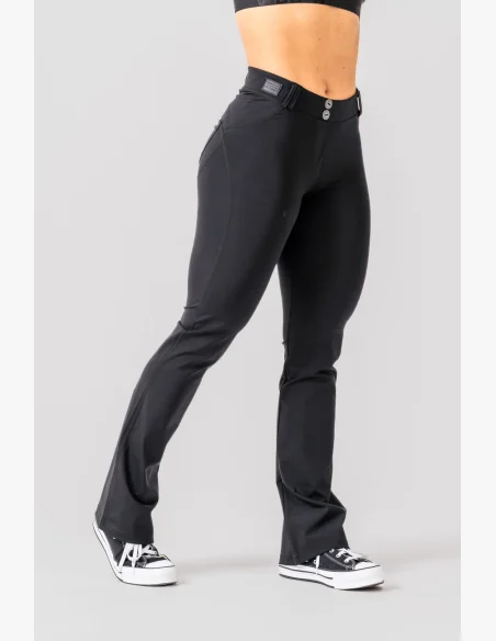 NEBBIA Flared Bubble Butt legíny 2.0 POWER LIFT čierne