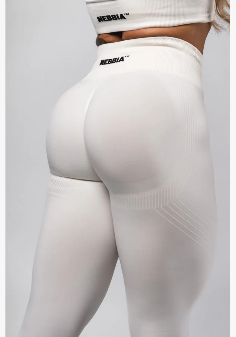 NEBBIA Tvarujúce bezšvové maximum push-up legíny FLOW SEAMLESS krémové