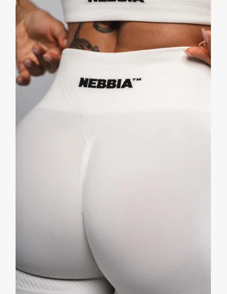 NEBBIA Tvarujúce bezšvové maximum push-up legíny FLOW SEAMLESS krémové