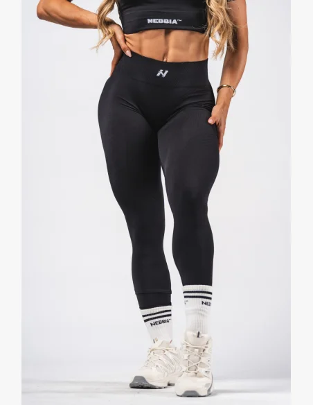 NEBBIA Tvarujúce bezšvové maximum push-up legíny FLOW SEAMLESS čierne