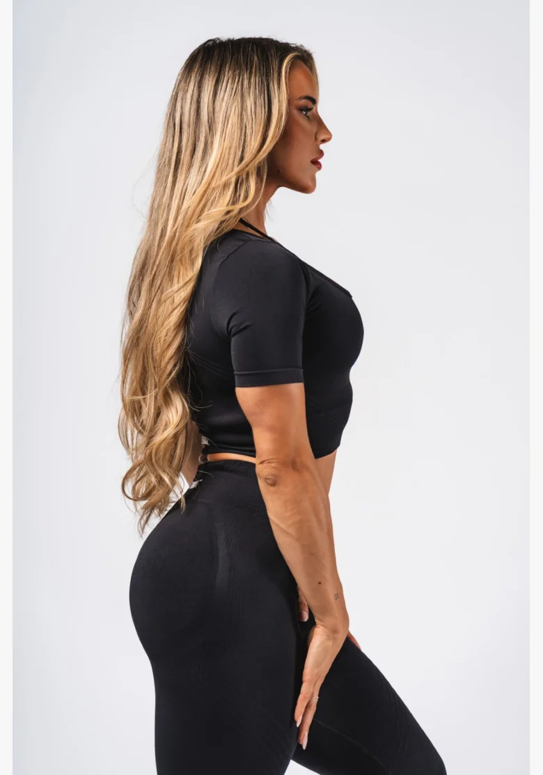 NEBBIA Tvarujúci bezšvový crop top FLOW SEAMLESS čierny