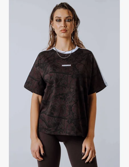 NEBBIA Relaxed fit tričko POWER camo hnedé