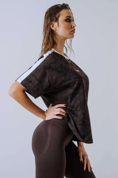 NEBBIA Relaxed fit tričko POWER camo hnedé 2