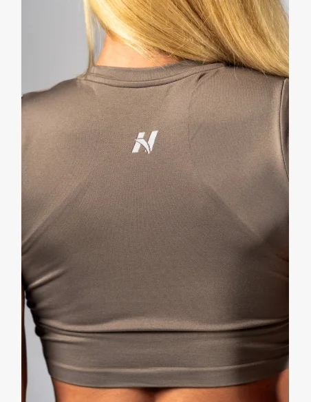 NEBBIA Seamless crop top s krátkym rukávom POWER béžový