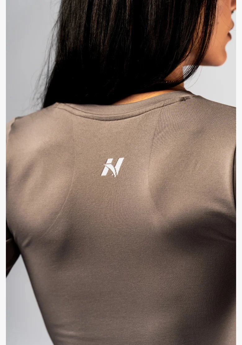 NEBBIA Seamless crop top s dlhým rukávom POWER béžový